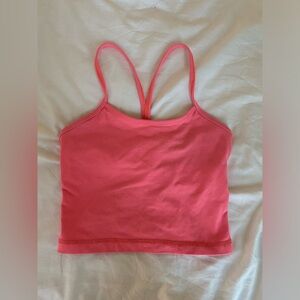 lululemon power y tank. cropped in store.